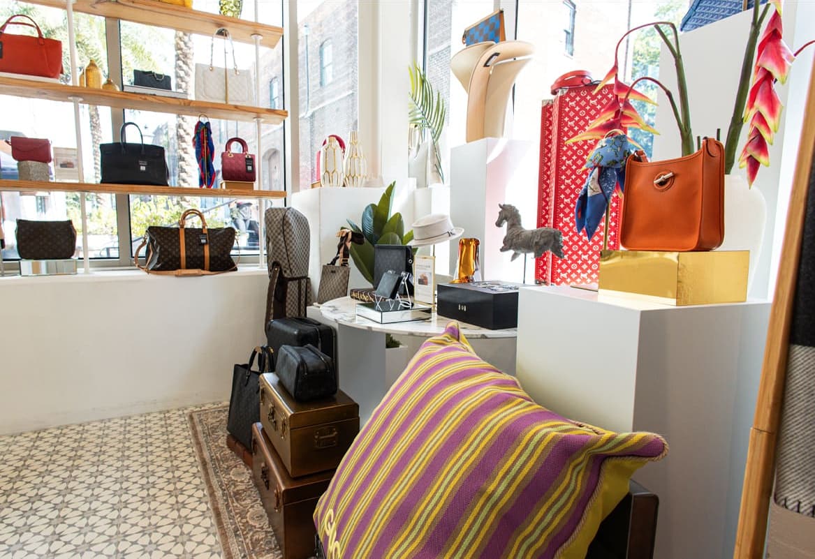 Starboard-Resort Store